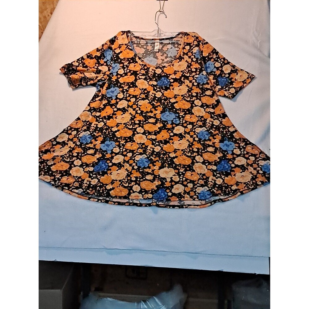 Lularoe Short Sleeve Top Size Large Orange/Blue Floral